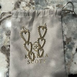 Beaded Ainsley Heart Statement earrings. kendra Scott. Brand new condition!